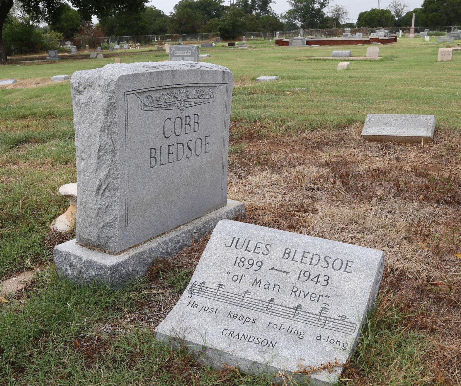 Jules Bledsoe grave marker